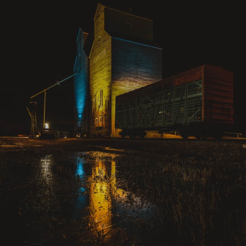 3rd Merit Award Foothills Camera Club Alan Medlow Nanton Grain Elevators