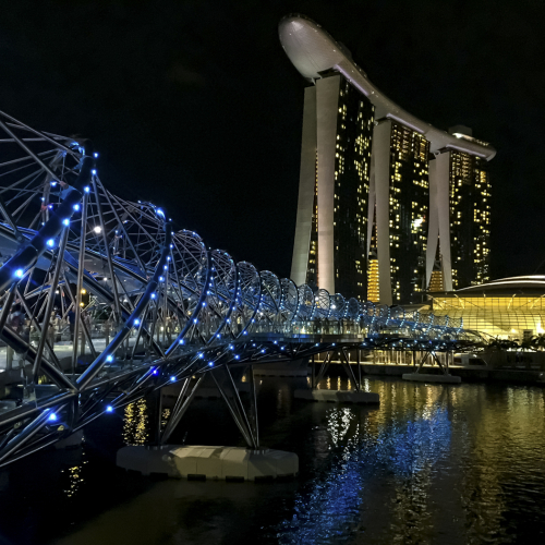 HONOUR AWARD Montreal Camera Club Lucie Lacava Bridge At Marina Bay