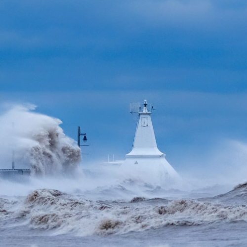 Honour Award Grand River Imaging And Photographic Society WindStormBatteringSouthernOntario JonathanSau