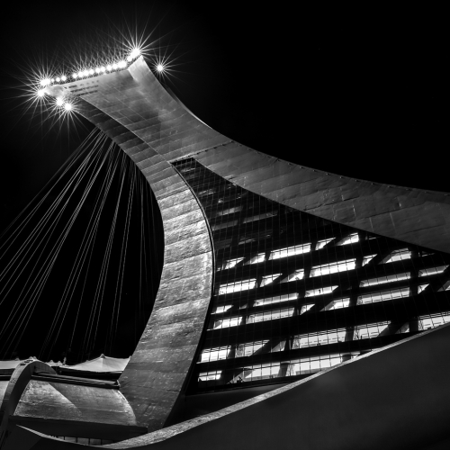 Honour Award Montreal Camera Club Lyne Brissette  Illuminated Arcs